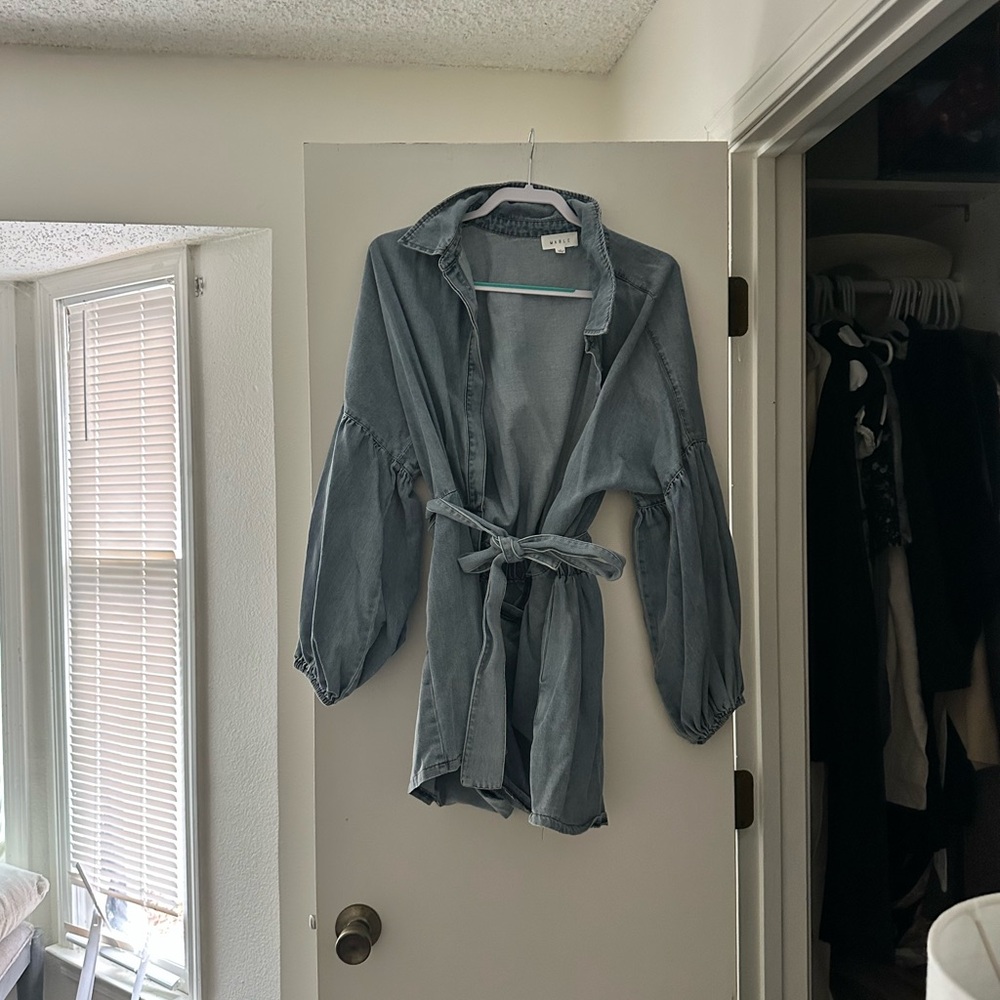 Puff sleeve denim romper